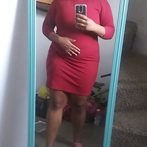 Dress - Picture 3 of 3